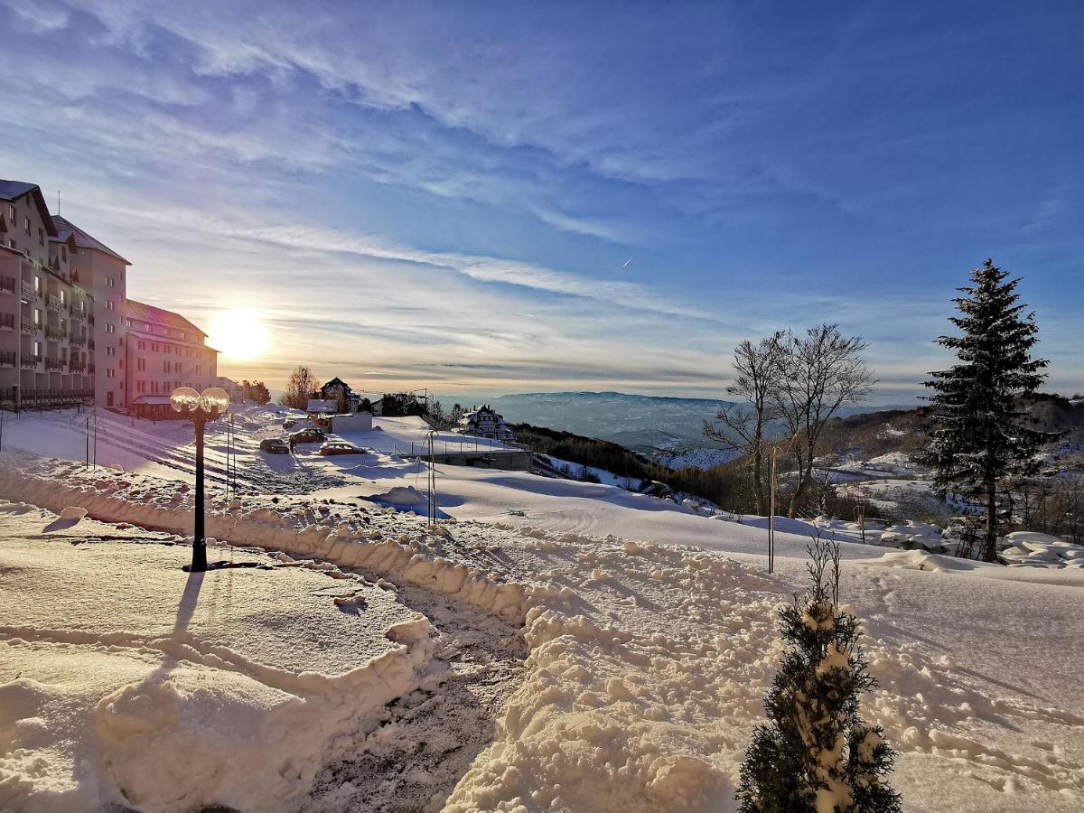 Golden Sky - Milmari Resort & Spa Копаоник Экстерьер фото